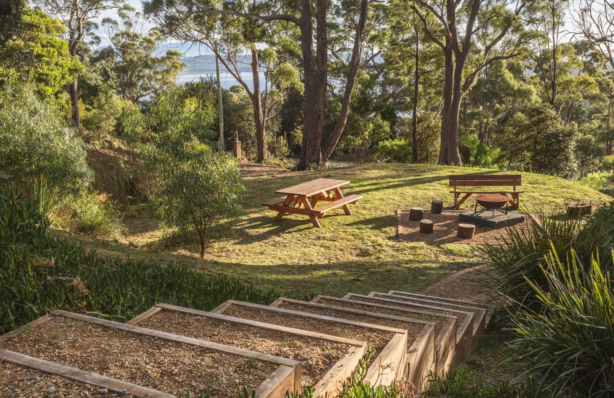 Blyth Retreat, Bruny Island Villa Simpsons Bay Bagian luar foto
